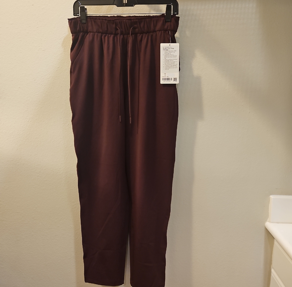 Lululemon Stretch High Rise 7/8 Elastic Waist Drawstring Pants - Burgundy
